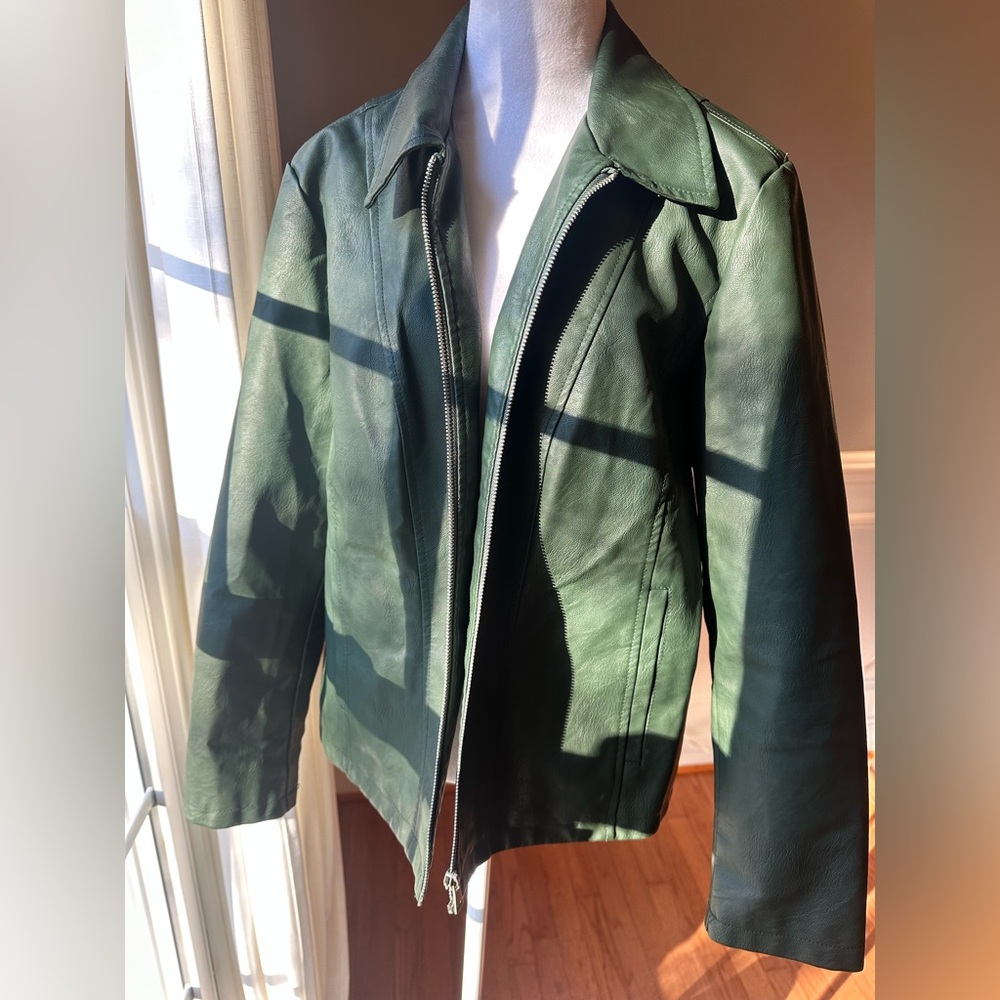 Baccini Woman’s Green Faux Leather Jacket